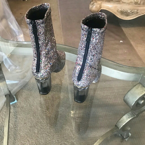 Glitter Heels - Picture 2 of 3